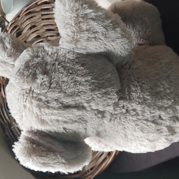 3/$30 Peek-a-boo Fury Friends Elephant - Picture 6 of 6